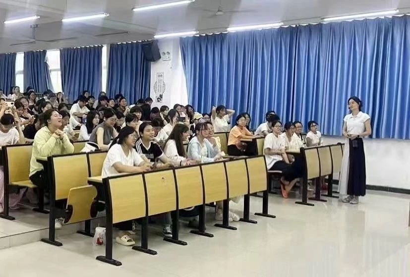 20250530五月心潮回顾  当艺术、书香与心灵对话，这场心理健康之旅太治愈啦！ (5).jpg